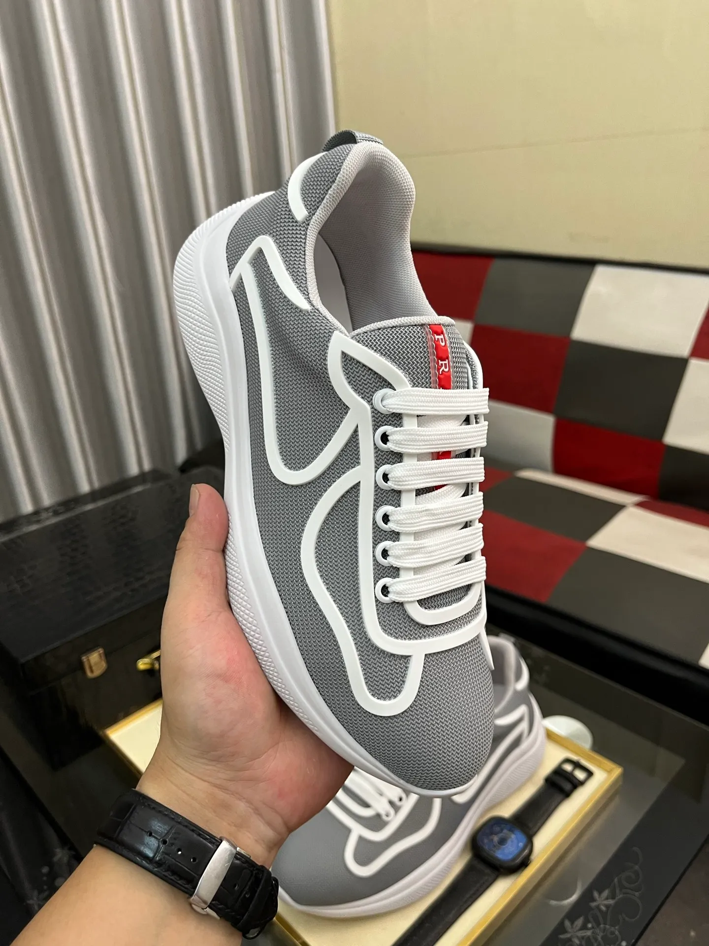 Men's shoes 💰400⌚️⌚️【PRADA】Prada casual shoes, originally developed 1:1, made of high-mercerized cowhide with imported cowhide, silk sheepskin lining, rubber outsole, comfortable and soft on the foot, size: 38-444️⃣Colors available